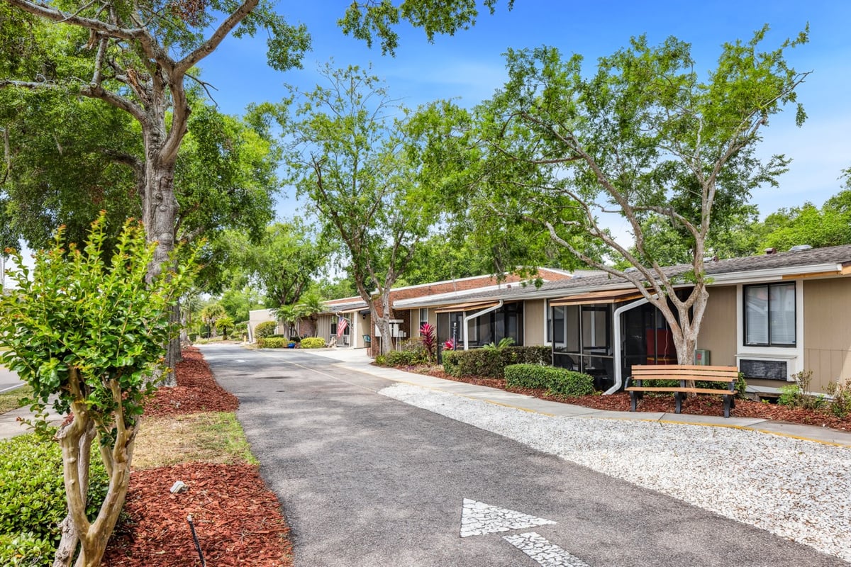 Lake-Ridge-Village-031 Large